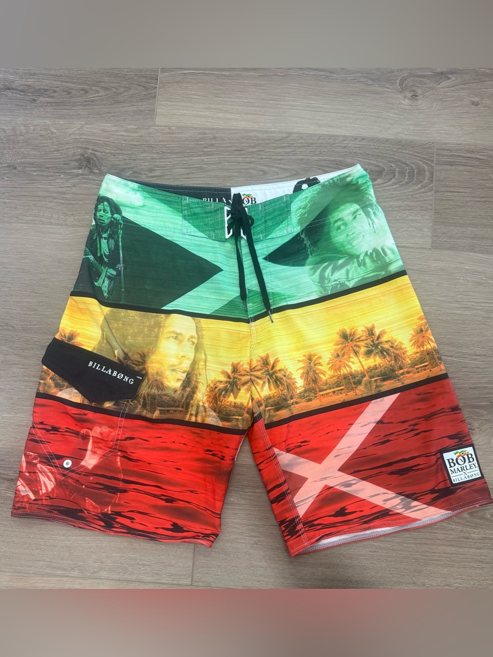 Billabong X Bob Marley Men’s Stripe Board Shorts - Green/Yellow/Red size 34